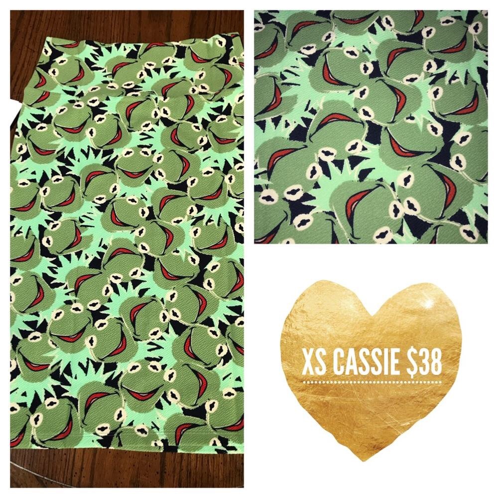 Xs Kermit the Frog Cassie Skirt NWT $14 Lularoe